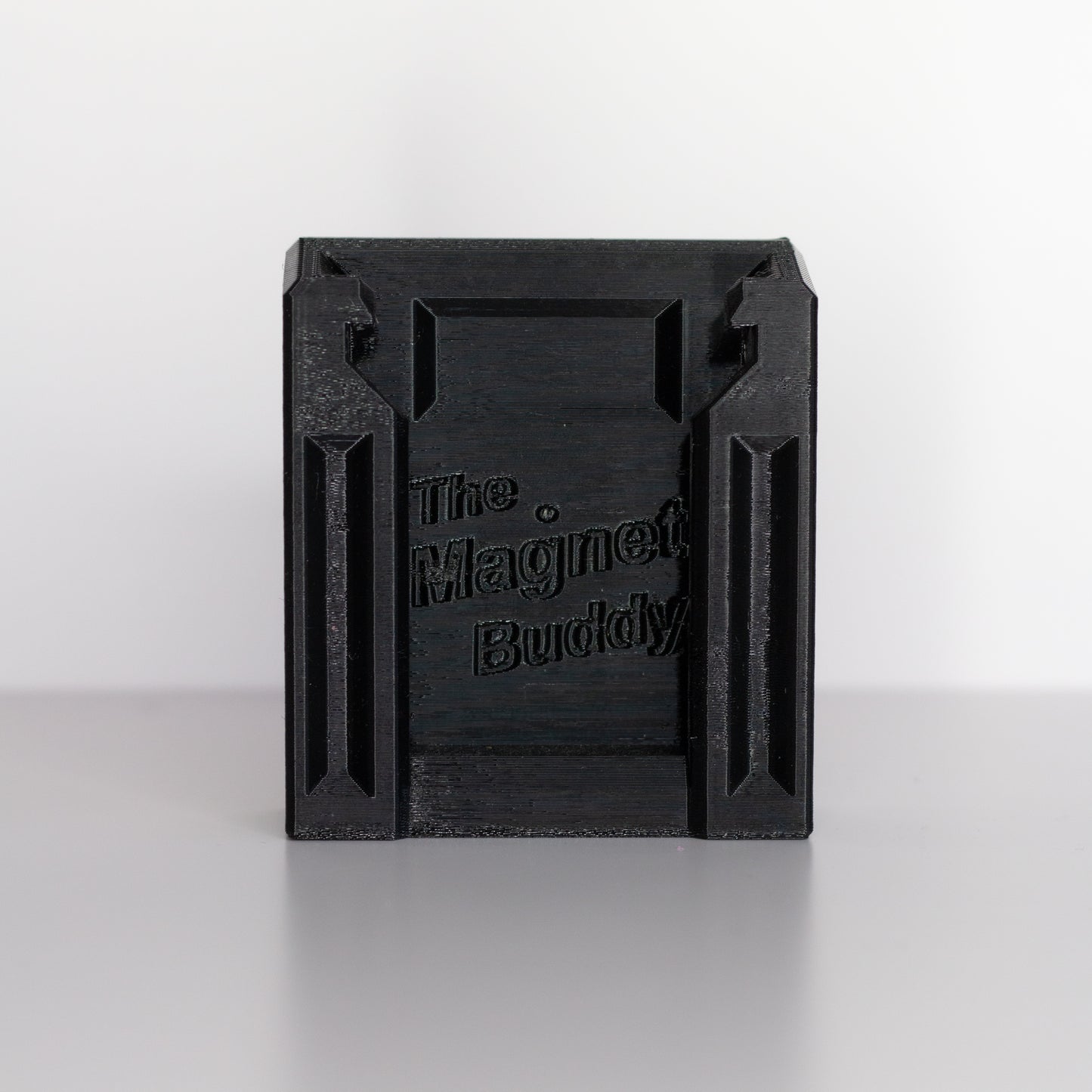 The Magnet Buddy - Magnetic M18 Snap & Lock Battery Holder